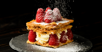 Pavlova Dessert